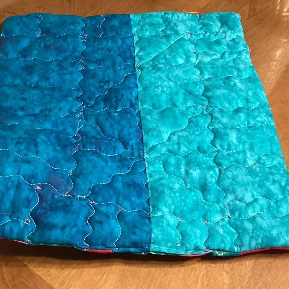 NWT Hand Crafted Reversable Doll Quilt with Pillow